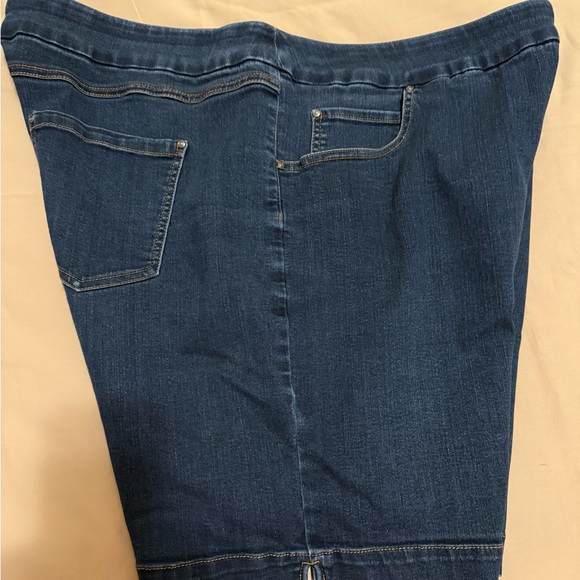 Terra & Sky Dark Blue Jean Shorts - Picture 4 of 6